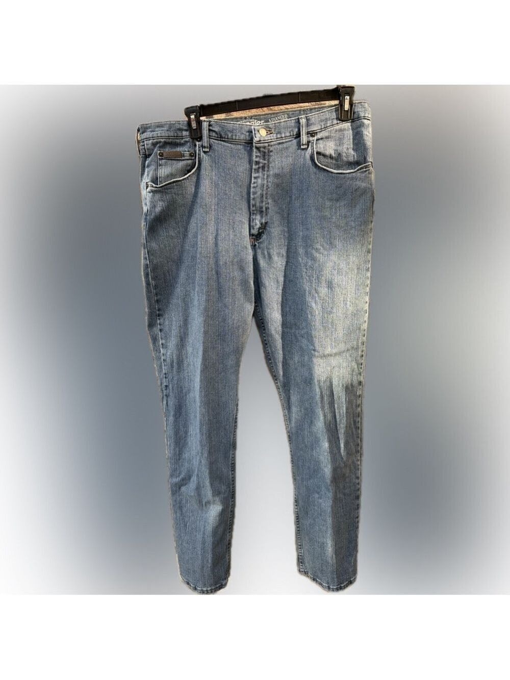 Wrangler Advanced Comfort Men’s MS Wash Denim Jeans Size 38x34 almost perfect